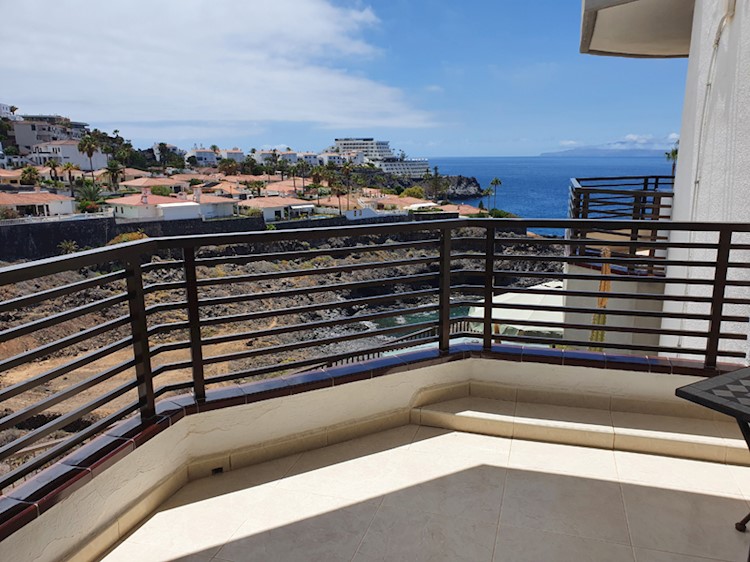 3 bed townhouse for sale in Los Gigantes