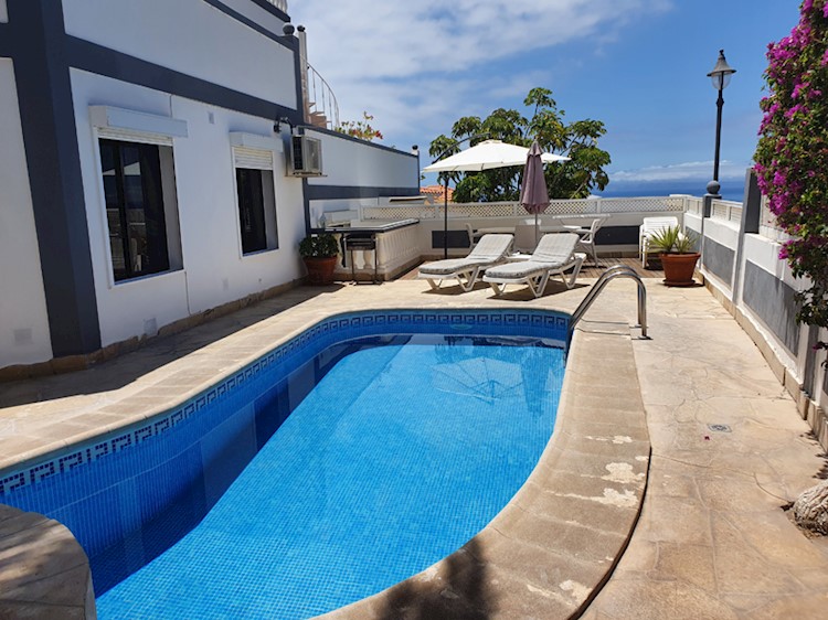 3 bed villa for sale in Los Gigantes