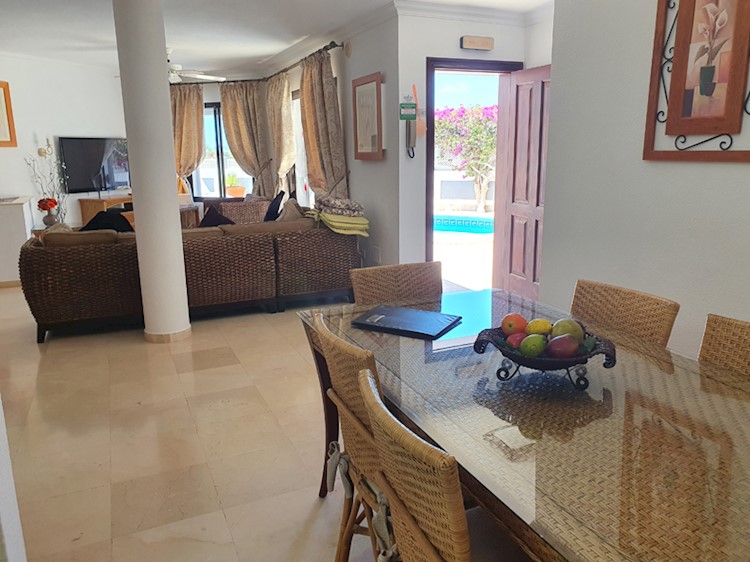 3 bed villa for sale in Los Gigantes