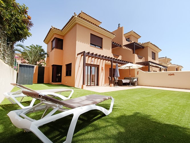Semi-Detached House For sale in Amarilla Golf, Tenerife