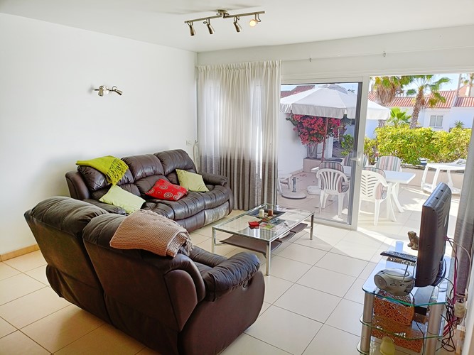 2 bed linked house for sale in Sunningdale Village, Golf del Sur