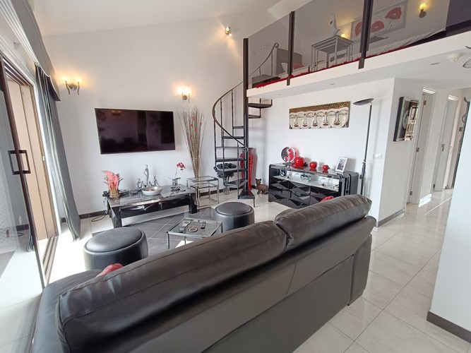 2 bed penthouse for sale in Parque Albatros, Golf del Sur