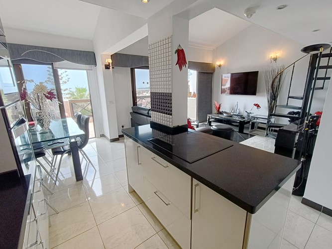 2 bed penthouse for sale in Parque Albatros, Golf del Sur