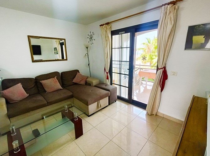 1 bed apartment for sale in Pinehurst, Amarilla Golf