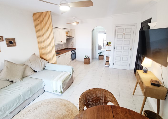 1 bed apartment for sale in Pebble Beach, Amarilla Golf