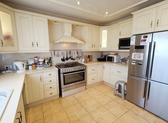 4 bed villa for sale in Callao Salvaje