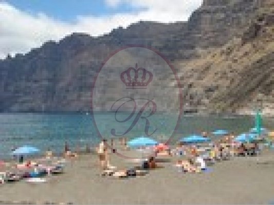 3 Bed Apartment For Sale in Los Gigantes