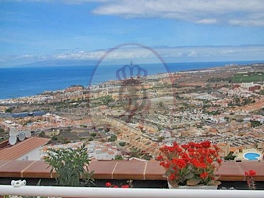2 Bed Apartment For Sale in Los Gigantes