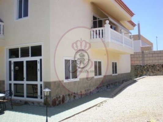 2 Bed Apartment For Sale in Los Gigantes