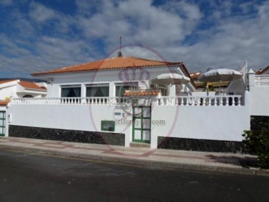 5 Bed Villa For Sale in Roque del Conde