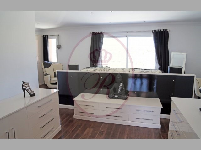 La Caleta 5 Bed Villa For Sale