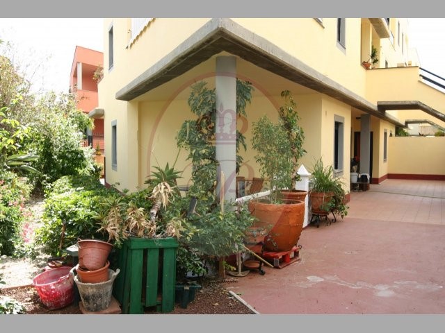 El Galeon 4 Bed Apartment For Sale