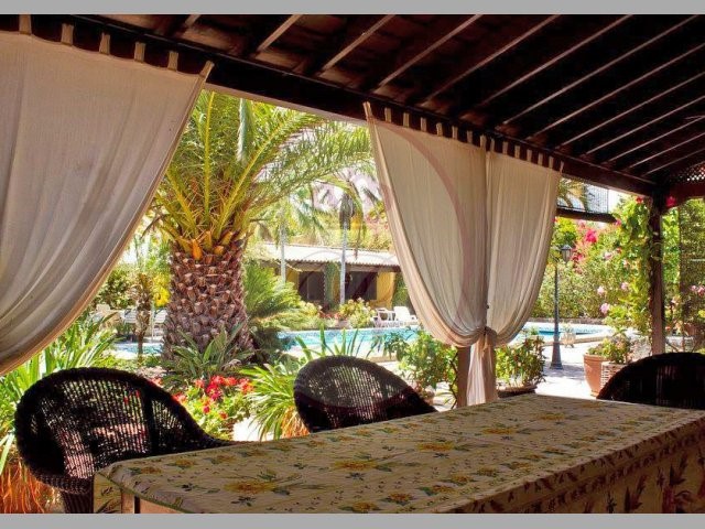 Los Cristianos 5 Bed Villa For Sale