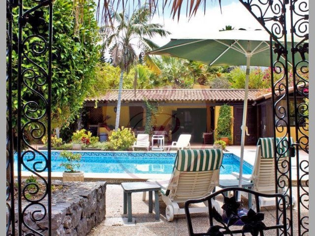Los Cristianos 5 Bed Villa For Sale