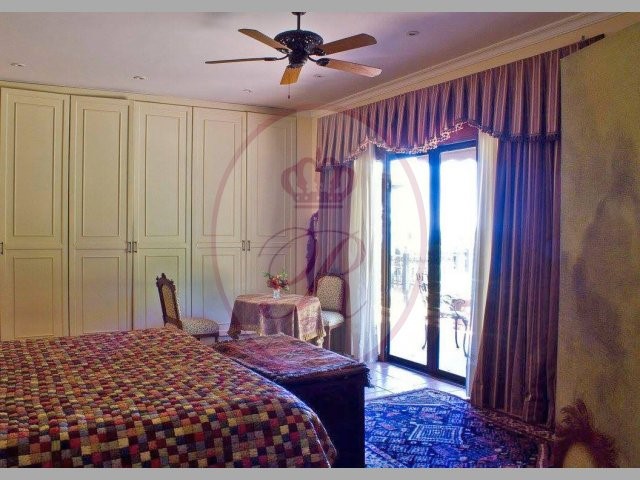 Los Cristianos 5 Bed Villa For Sale