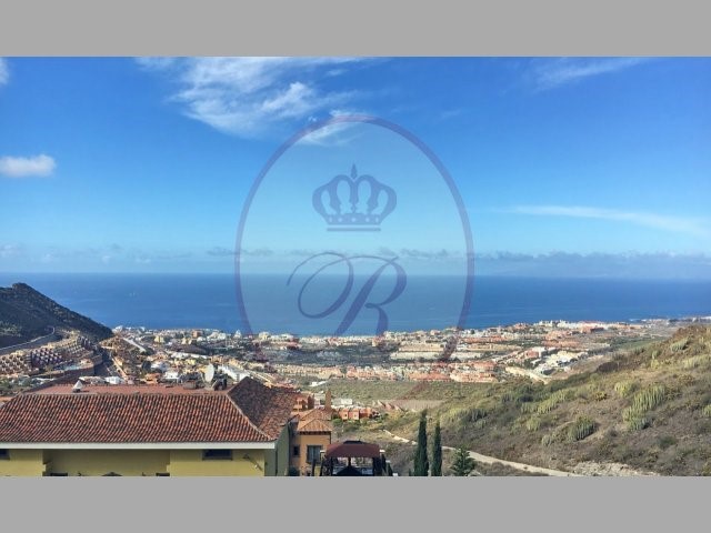 Roque del Conde 7 Bed Villa For Sale