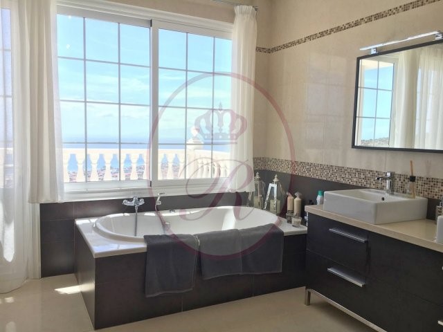 Roque del Conde 7 Bed Villa For Sale