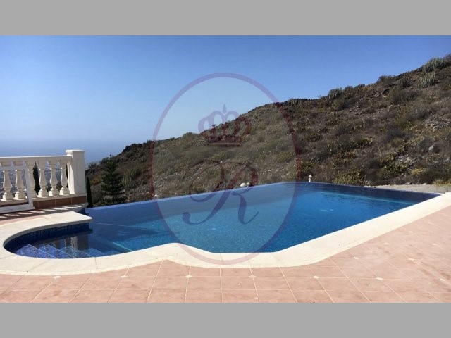 Roque del Conde 7 Bed Villa For Sale