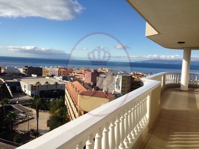 Los Gigantes 2 Bed Apartment For Sale