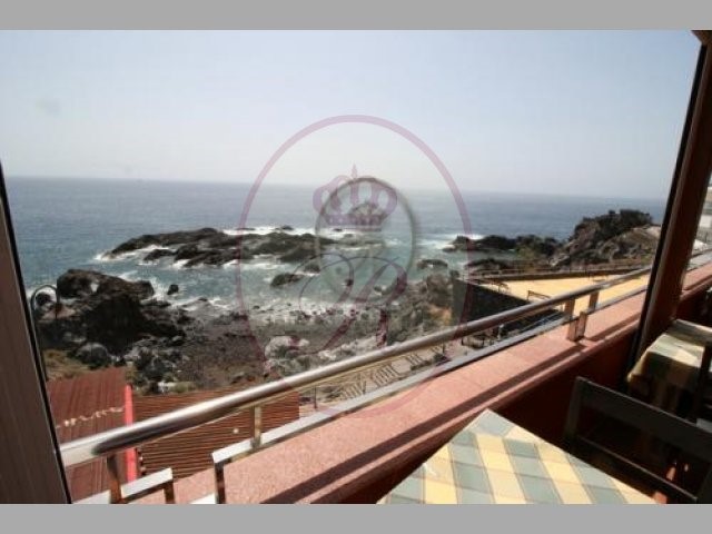 Fully Equipped Local for sale in Puerto de Santiago