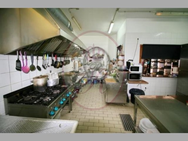 Fully Equipped Local for sale in Puerto de Santiago