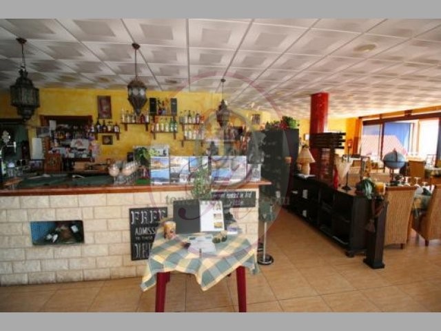 Fully Equipped Local for sale in Puerto de Santiago