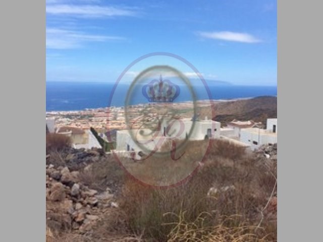 Building Plot for sale in Roque del Conde
