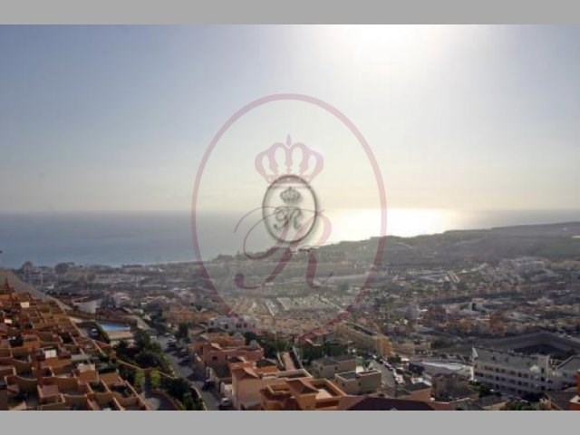 Building Plot for sale in Roque del Conde