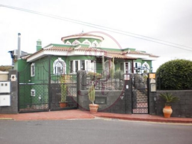 Restaurant for sale in Buzanada