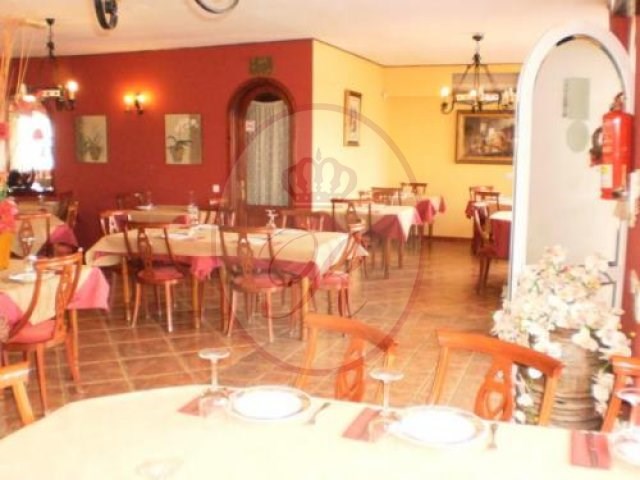 Restaurant for sale in Buzanada