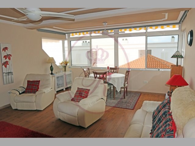2 bed townhouse for sale in Callao Park, Callao Salvaje