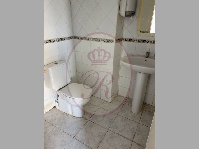 Empty Local for long term rent in Colon I, Los Cristianos