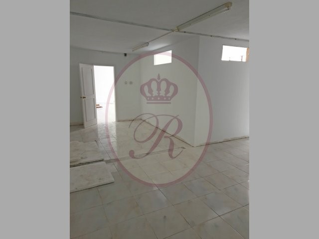 Empty Local for long term rent in Colon I, Los Cristianos