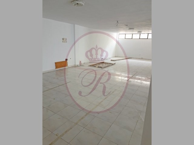 Empty Local for long term rent in Colon I, Los Cristianos