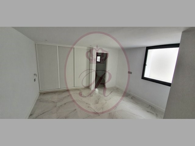 5 bed villa for sale in Balcon del Duque, El Duque