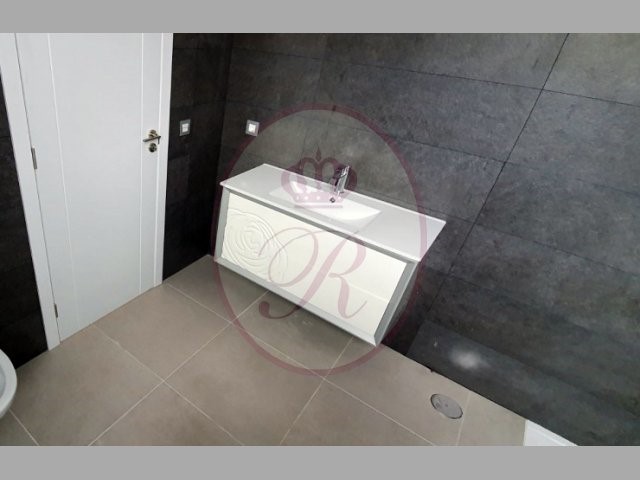 5 bed villa for sale in Balcon del Duque, El Duque