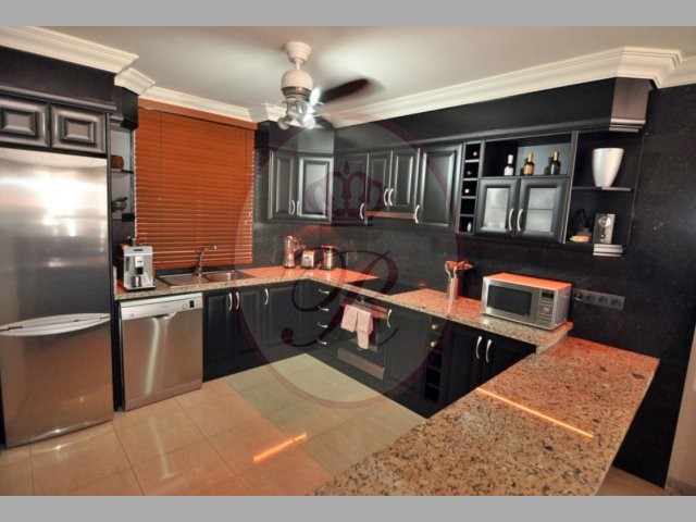 2 bed apartment for sale in Sunset Bay, Torviscas Bajo