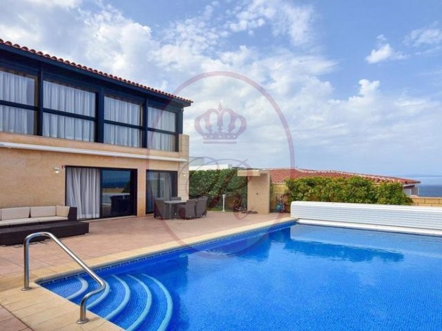 3 bed villa for sale in Puerto de Santiago