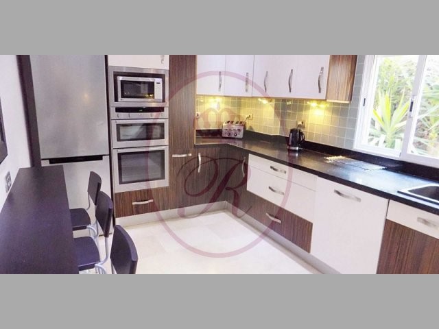 6 bed villa for sale in San Eugenio Alto