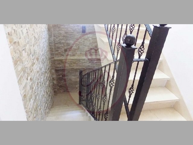 6 bed villa for sale in San Eugenio Alto