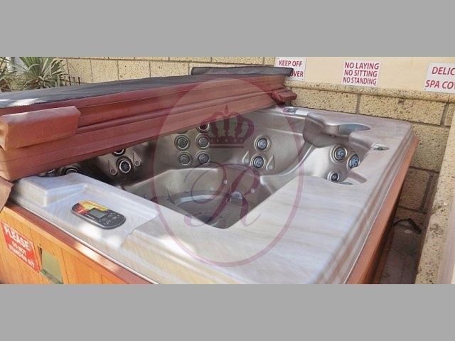 6 bed villa for sale in San Eugenio Alto