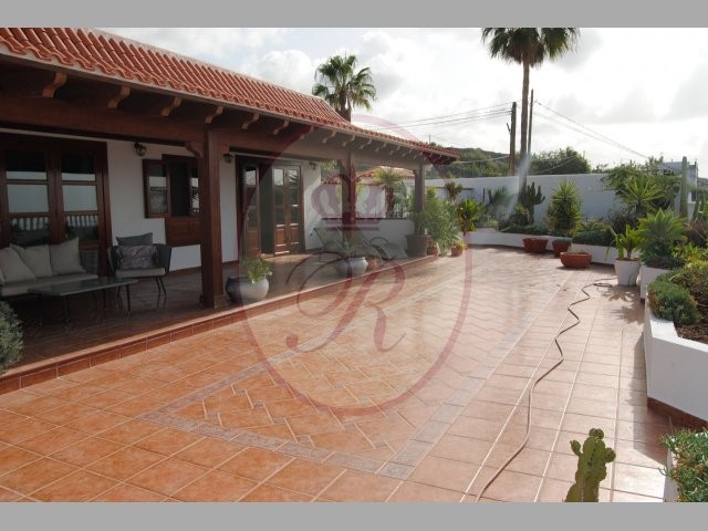 3 bed villa for sale in Los Gigantes
