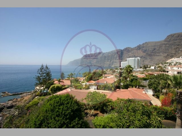 3 bed villa for sale in Los Gigantes