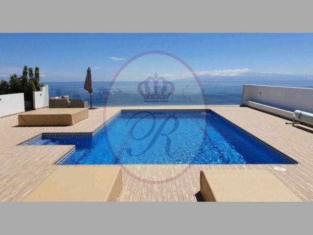 3 bed villa for sale in Los Gigantes