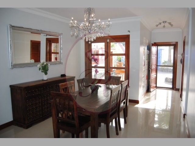 3 bed villa for sale in Los Gigantes