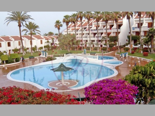 Apartment Block for sale in Parque Santiago II, Las Americas