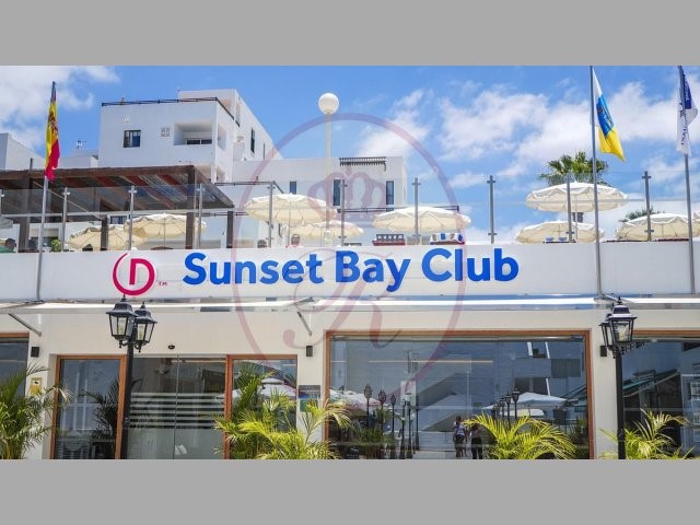 2 bed apartment for sale in Sunset Bay, Torviscas Bajo