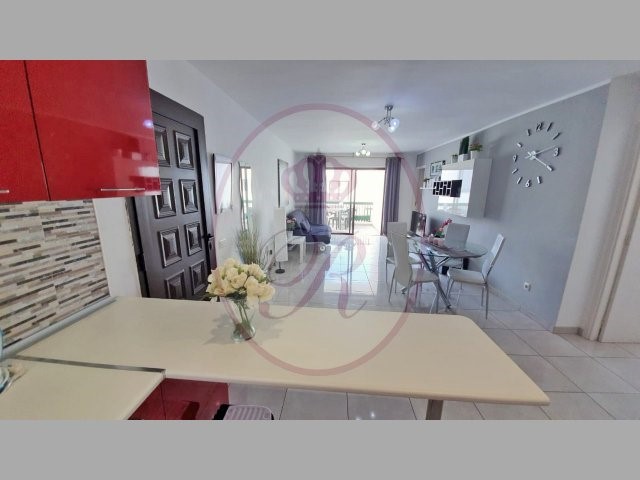 2 bed apartment for sale in Sunset Bay, Torviscas Bajo