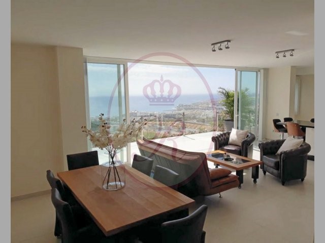 4 bed townhouse for sale in La Tagora, San Eugenio Alto