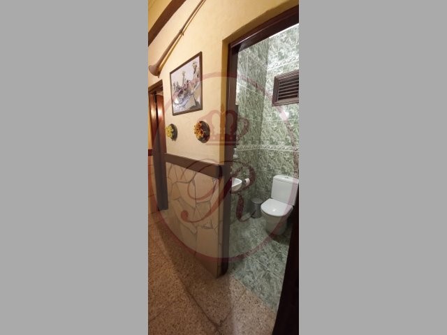 6 bed restaurant for sale in Las Rosas